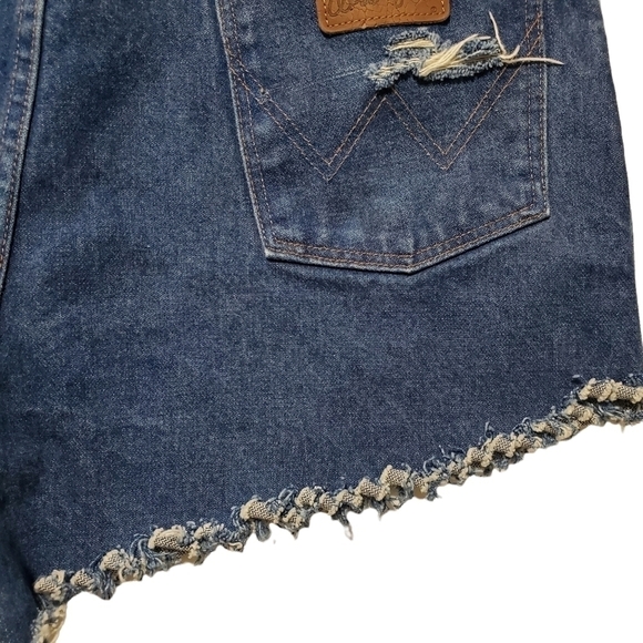 Reworked cut off Wrangler mens jean shorts highrise highwaisted ripped frayed - Picture 13 of 13